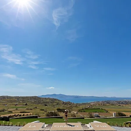 Apartmán La Grande Vue-private Hilltop With Private Pools