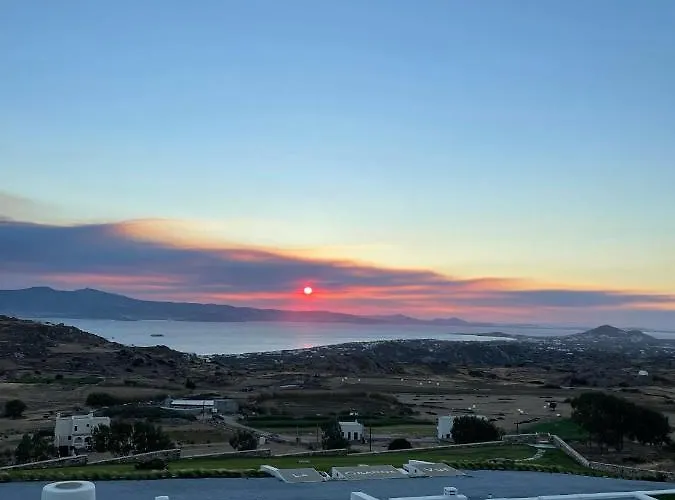 别墅 La Grande Vue-private Hilltop With Private Pools