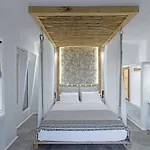 Villa La Grande Vue-private Hilltop With Private Pools *
