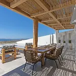 Villa La Grande Vue-private Hilltop With Private Pools