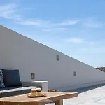 La Grande Vue-private Hilltop With Private Pools