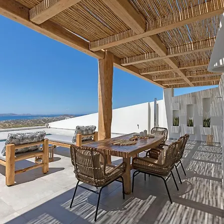 Apartment La Grande Vue-private Hilltop With Private Pools