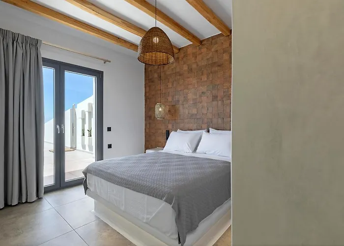 Villa La Grande Vue-private Hilltop With Private Pools